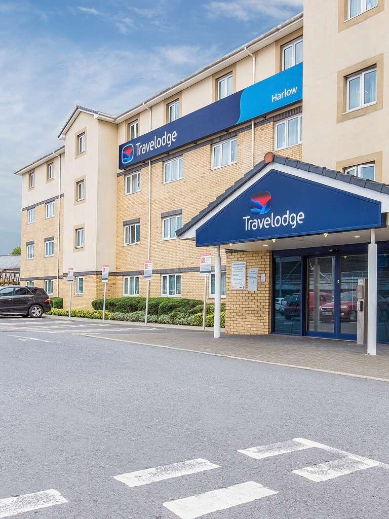 Travelodge Харлоу Екстериор снимка